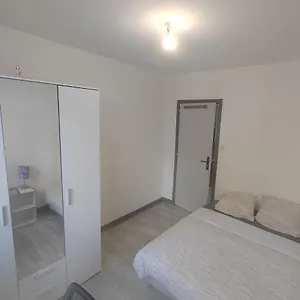 Séjour chez l'habitant Dans Partage, A 8 Min Du Centre-ville, Grenoble